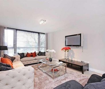 Boydell Court, St John's Wood Park, St. John's Wood, NW8 - Photo 2