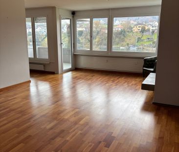 Helle 3.5-Zimmer-Wohnung mit Rheinblick und Balkon in Schaffhausen - Photo 1
