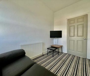 4 bedroom house share to rent - Photo 4