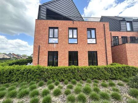 Nieuwbouw gelijkvloers appartement met 2 slaapkamers en 2 autostaanplaatsen - Photo 2