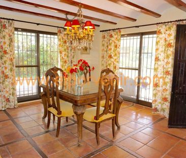 4 room luxury Detached House for rent in Torrent, Valencia - Photo 3