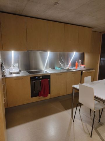 Moderne 2.5 Zimmerwohnung in Onnens - Foto 2