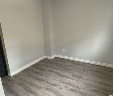 For Lease - 32 Fireside Drive Unit# 1, Toronto, Ontario - Photo 2
