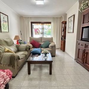 Apartment for rent with big terrace in residencial complex with swimming pool - Photo 1