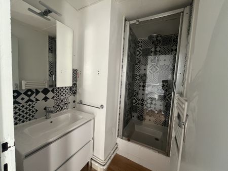 PAU FOIRAIL - STUDIO MEUBLÉ - Photo 4