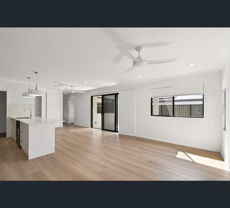 6 Shervey Way, Redlynch, Qld 4870 - Photo 2