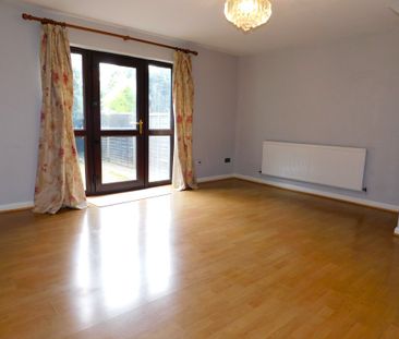 3 bedroom semi-detached to let - Photo 3