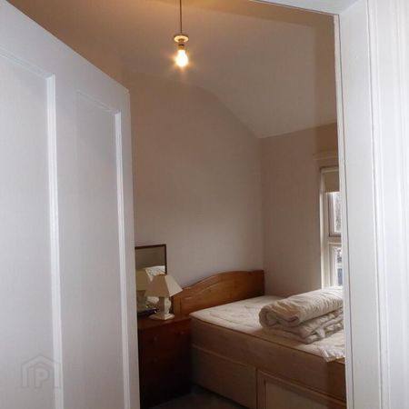 1 Mullan Terrace, Omagh, BT78 1NH - Photo 4