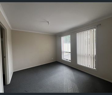 3 Bedroom In Great Location - Photo 2