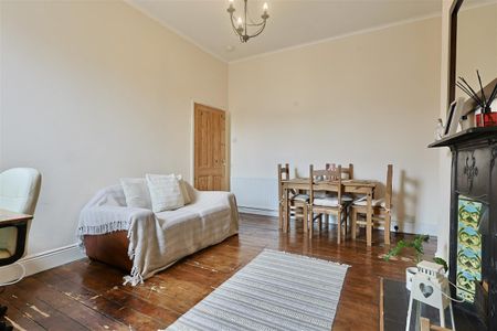 2 bedroom Flat to rent in Sandringham Road, South Gosforth, Newcastle upon Tyne - Photo 5