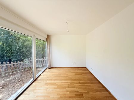 Ruhig gelegene 2-Zimmer Garten-Wohnung mit großem Garten und Küche inkl. - Photo 5