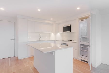 3460 Peel Street - Photo 5