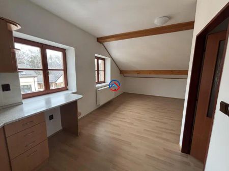 Pronájem cihlového bytu 2+KK v centru města Šumperka - Photo 2