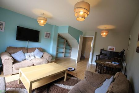 3 bedroom terraced house to rent - Photo 3