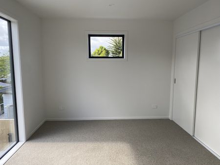 3/43 Yeovil Road, Te Atatu Peninsula - Photo 3