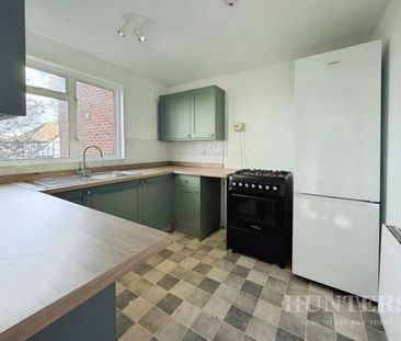 2 bedroom Flat To Let - Photo 5