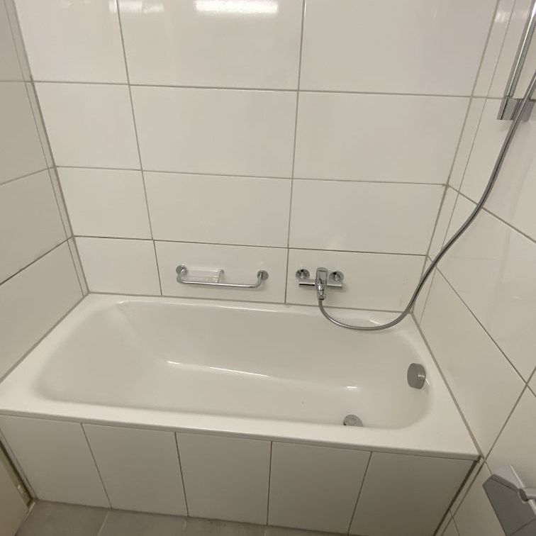 2 Zimmer, 45 m², 2. Stock - Photo 1