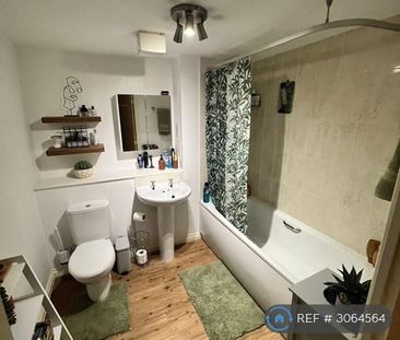 2 bedroom flat to rent - Photo 6
