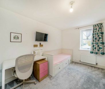 Wilkes Close, Mill Hill, NW7 - Photo 3