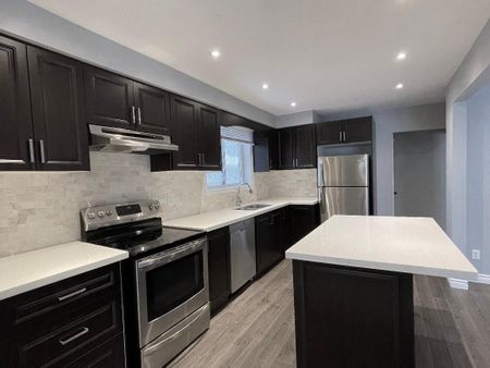 For Lease - 710 Mountview Place Unit# Main, Newmarket, Ontario - Photo 2