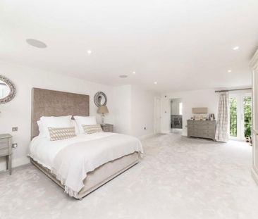 4 bedroom terraced house to rent - Photo 6