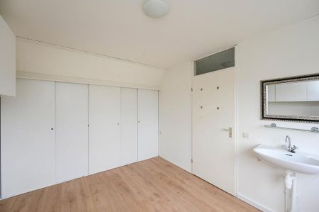 Veendamstraat 26, Stedenwijk Noord, 1324AW, Almere - Photo 2