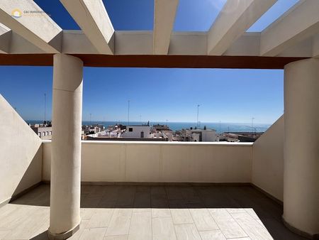 Beautiful penthouse in Guardamar del Segura - Photo 3