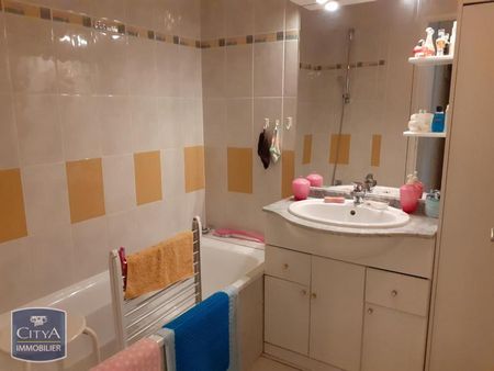 Location Appartement 3 pièces 52m² MARMANDE 47200 - Photo 4