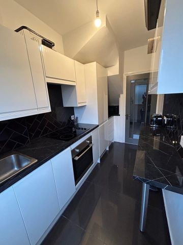 Room in a Shared House, Capstone Road, BR1 - Photo 4
