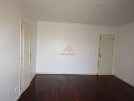 5 room luxury Apartment for rent in Torres Vedras, Portugal - Photo 4