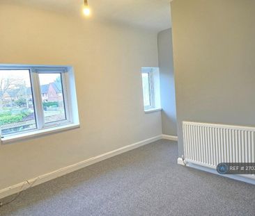 3 bedroom end of terrace house to rent - Photo 4