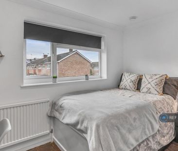 1 bedroom in a house share to rent - Photo 6