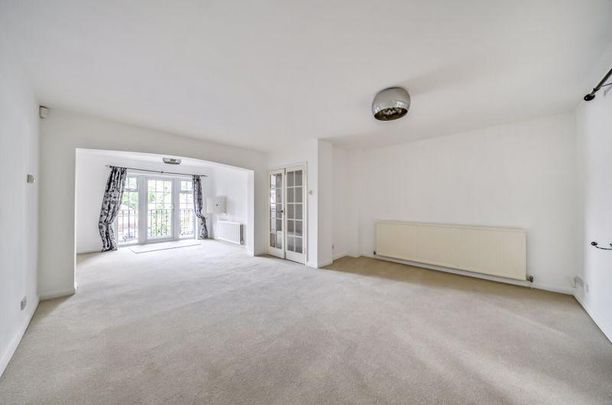 4 bedroom detached house to rent - Photo 1