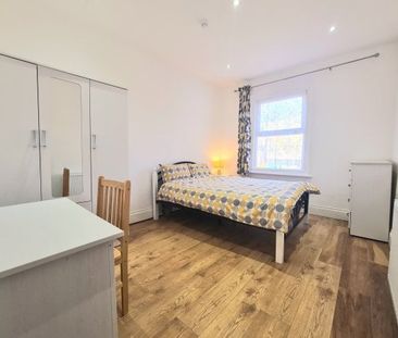 Laleham Road, London SE6 - Photo 5