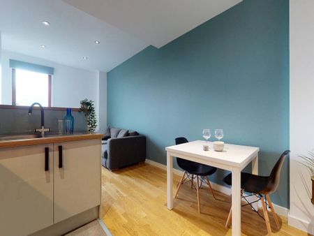 2 bedroom apartment to rent - Photo 5