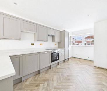 4 bedroom detached house to rent - Photo 4