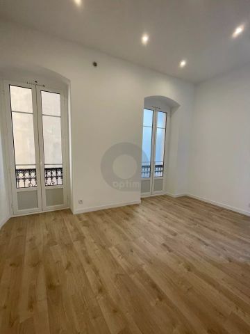 Location Appartement 5 pièces 103m² MENTON 06500 - Photo 5
