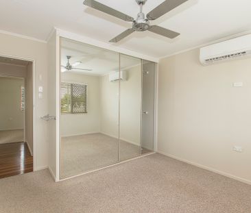 2/15 Hopkins Street, Currajong QLD 4812 - House For Rent | Domain - Photo 5