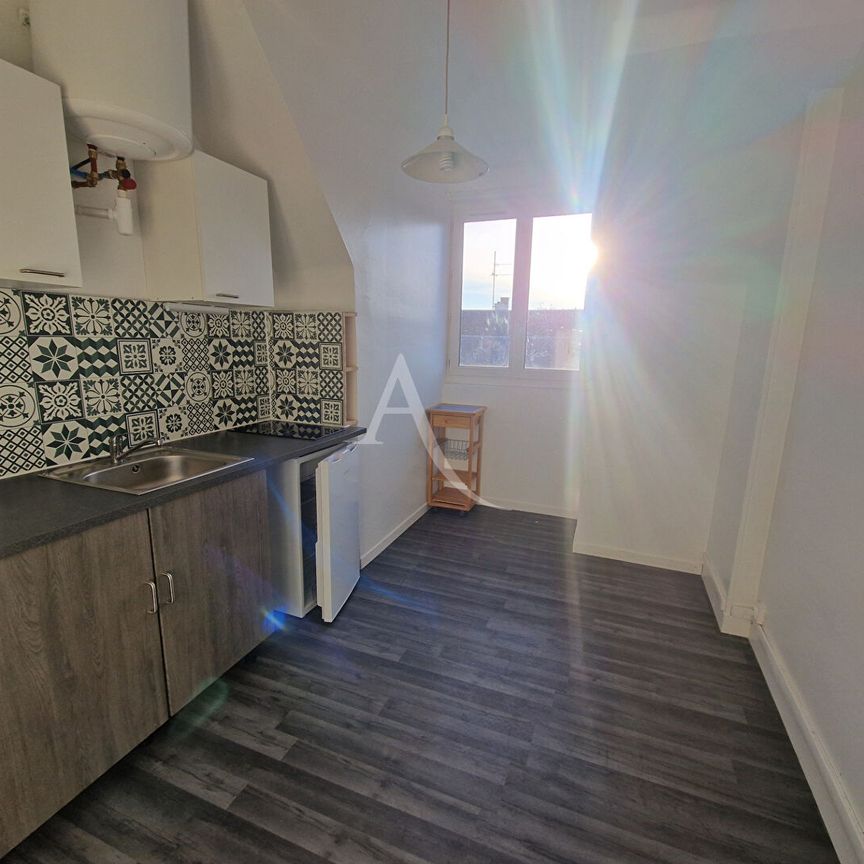 Location Appartement 1 pièce 9m² - Photo 2