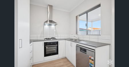 Comfortable & Modern - Photo 2