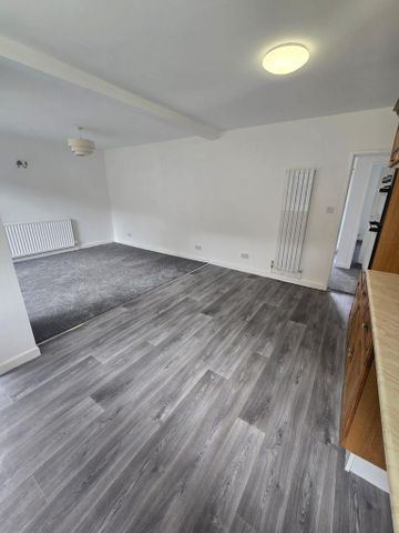 3 bedroom bungalow to rent - Photo 2