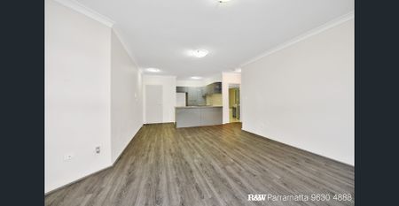 CLOSE TO PARRAMATTA CBD & WESTMEAD HOSPITAL - Photo 2