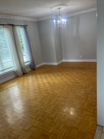 For Lease - 18 Egypt Drive, Brampton, Ontario - Photo 4