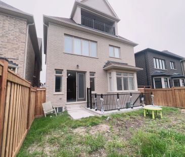 Detached Home For Lease | N9246341 - Photo 2