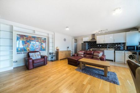 2 bedroom flat to rent - Photo 2