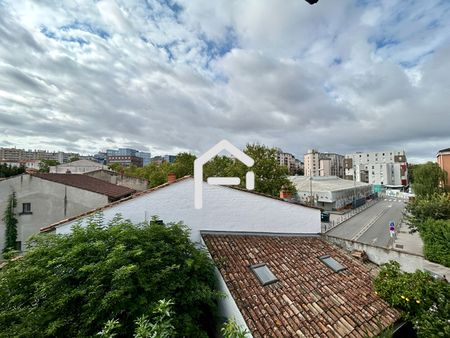 A louer : T3 Bis en Duplex de 52.89 m² à Toulouse + terrasse - Photo 2