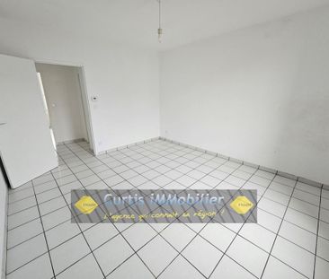 Location Appartement 3 pièces 63m² FIRMINY 42700 - Photo 2
