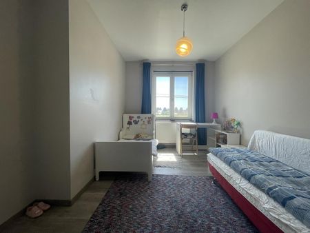 Gezinswoning 4 slaapkamers met tuin en garage - Photo 5