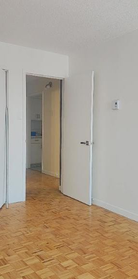 2 CH - 1 SDB - Montréal - $1,500 /mo - Photo 1