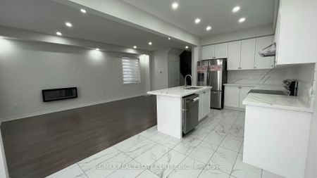 Property For Lease | X7295818 - Photo 4